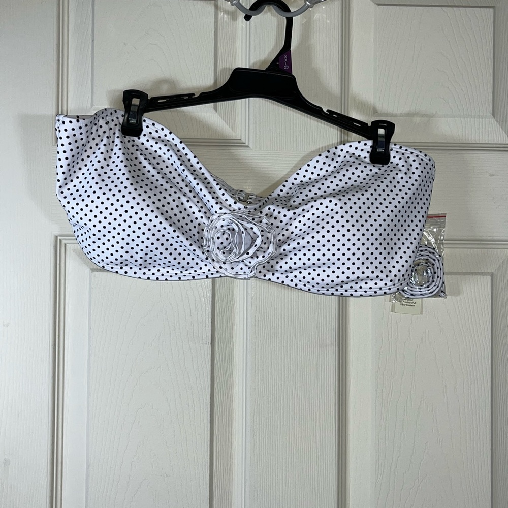No Boundaries White and‎ Black Polka Dot Bikini Top